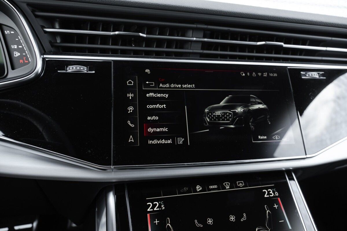 Audi Q8 60 Plug-in  S-line 3.0 360kW