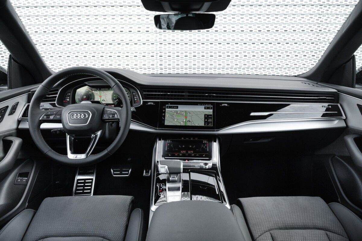 Audi Q8 60 Plug-in  S-line 3.0 360kW