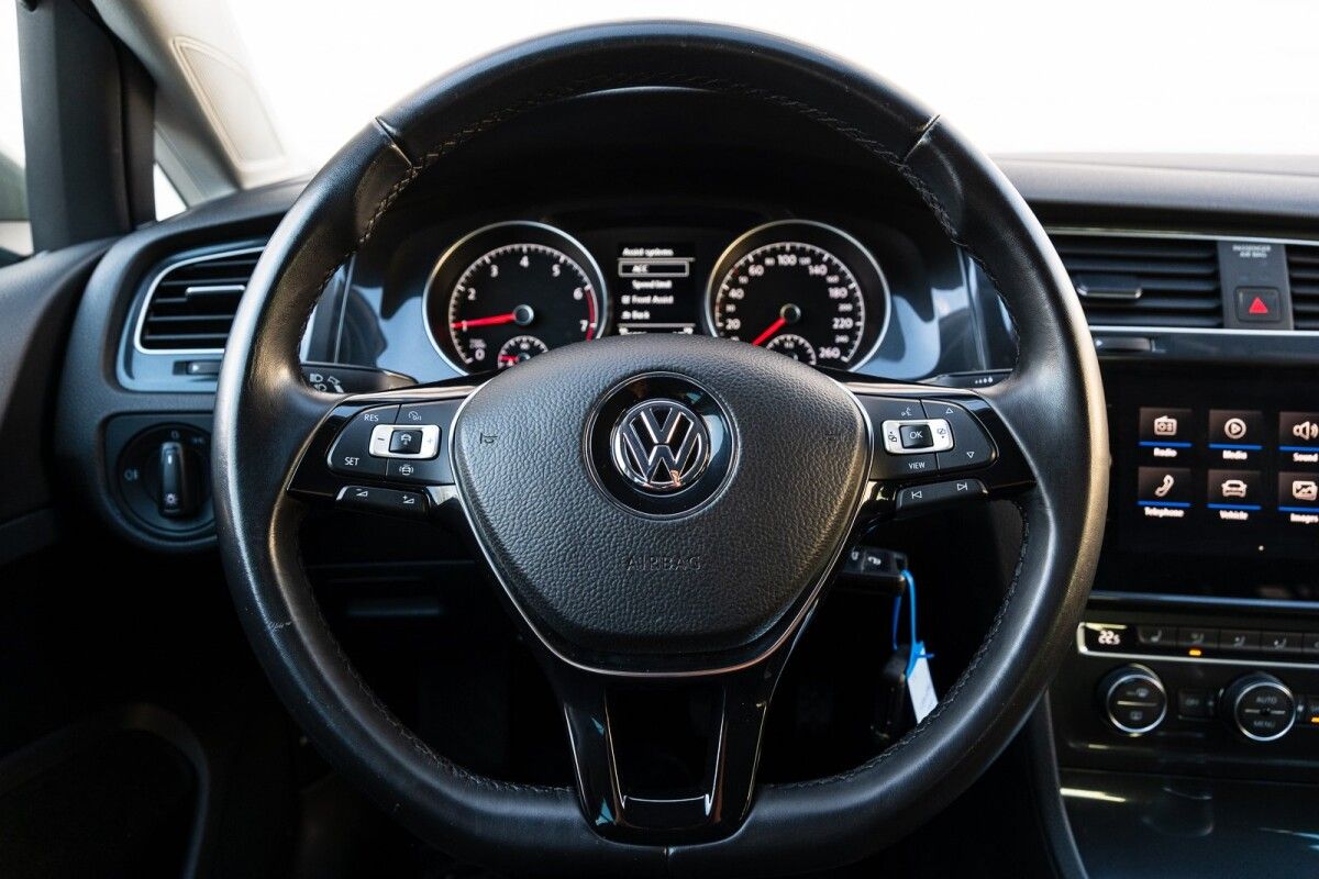 Volkswagen Golf 1.5 96kW