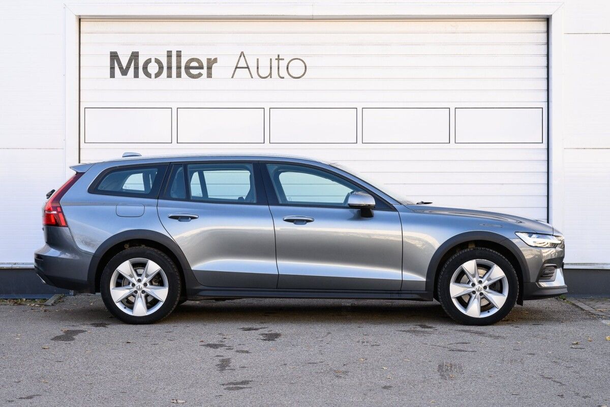 Volvo V60 2.0 140kW
