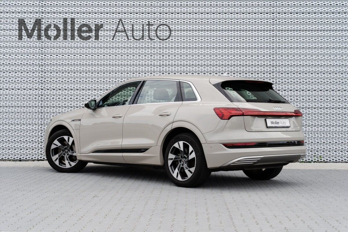 Audi e-tron 55 301kW