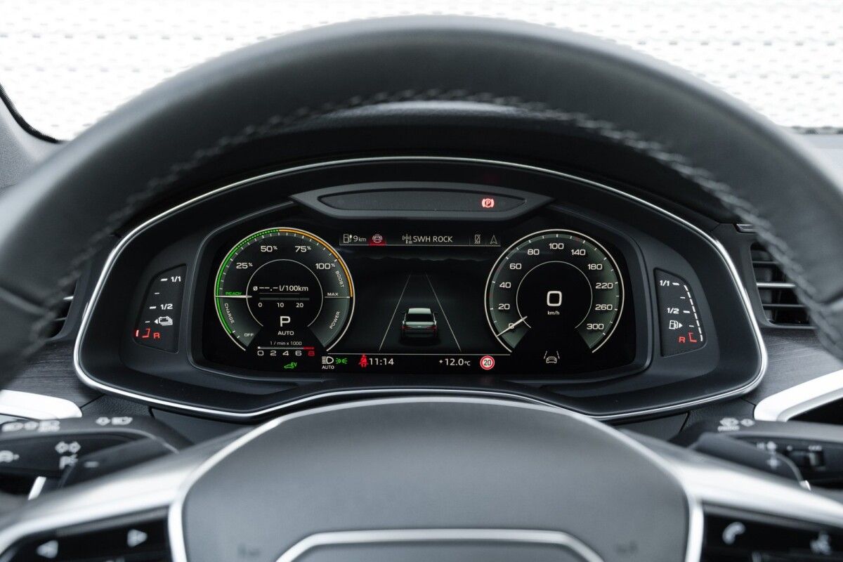 Audi A6 TFSIe 50 299zs 2.0 220kW
