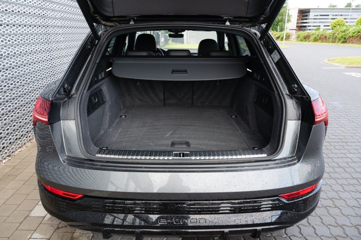 Audi Q8 300kW