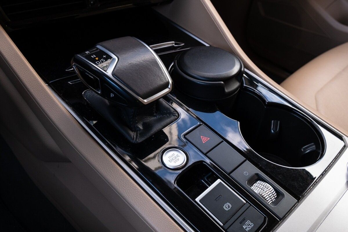 Volkswagen Touareg Elegance 3.0 170kW