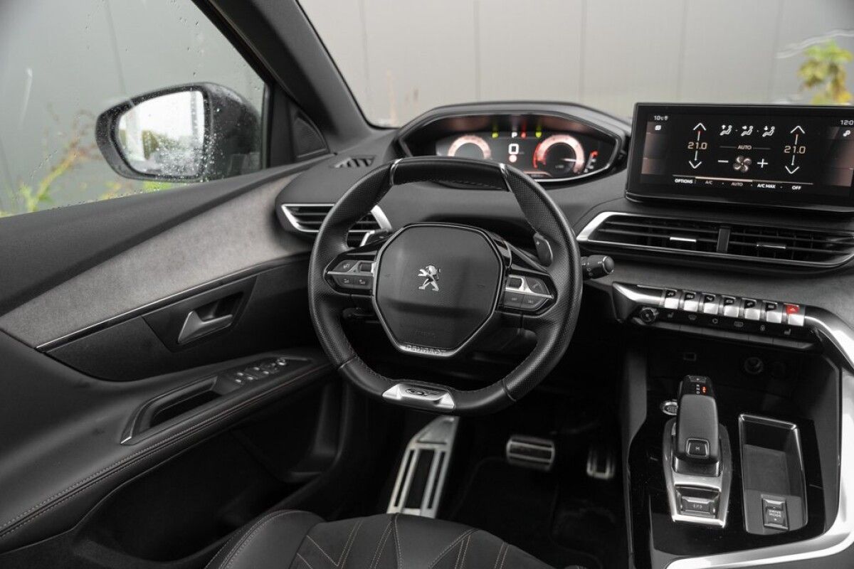 Peugeot 5008 GT 2.0 130kW