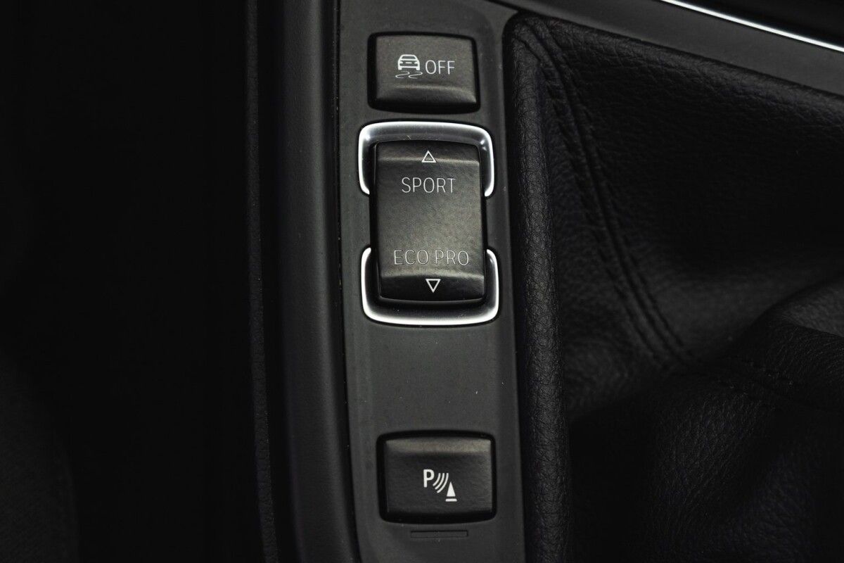 BMW 320 2.0 140kW