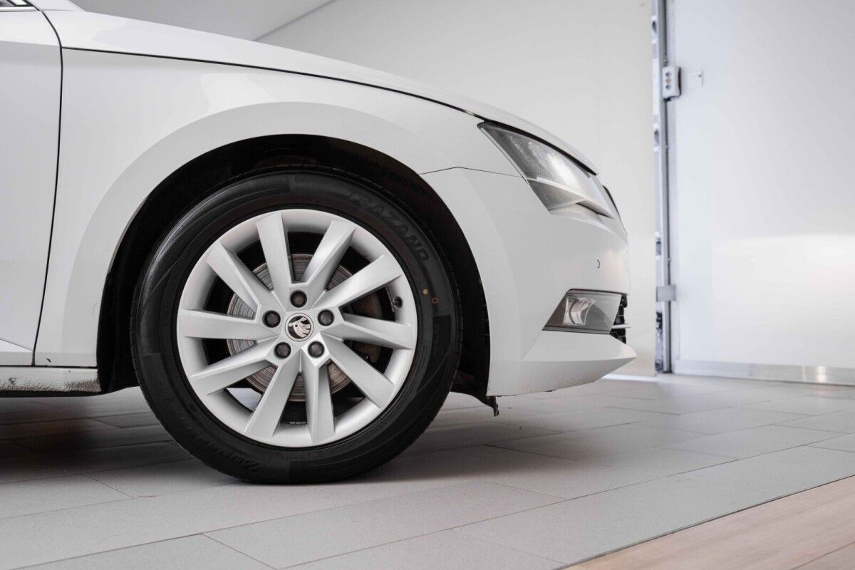 Skoda Superb Ambition 4X4 2.0 140kW