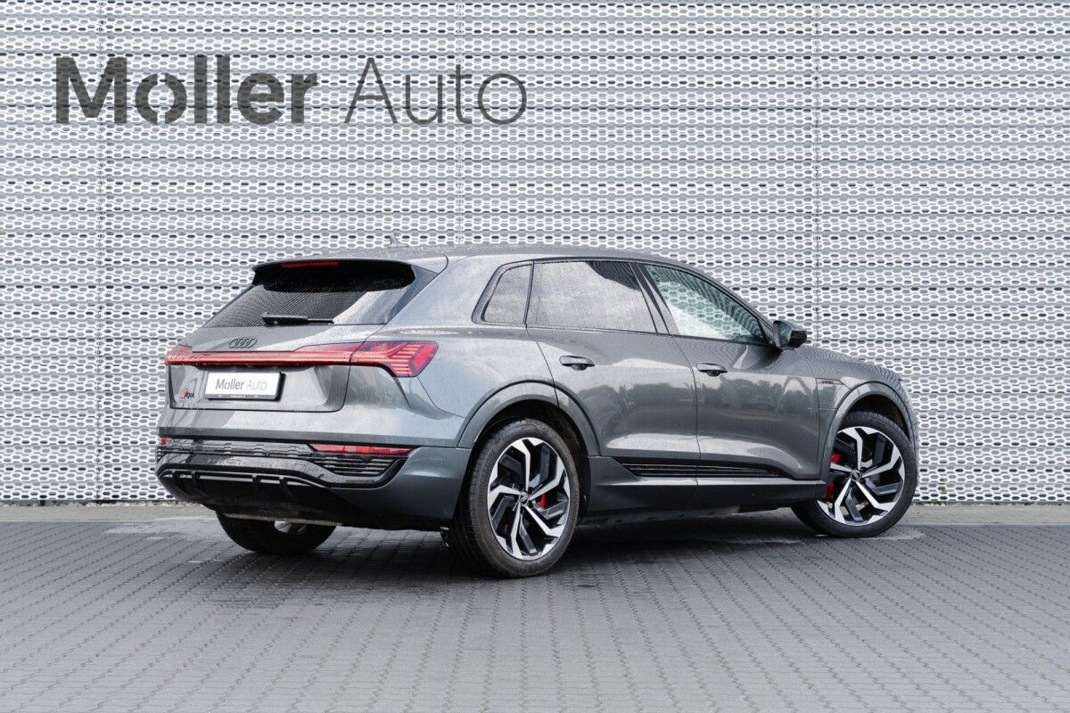 Audi Q8 300kW