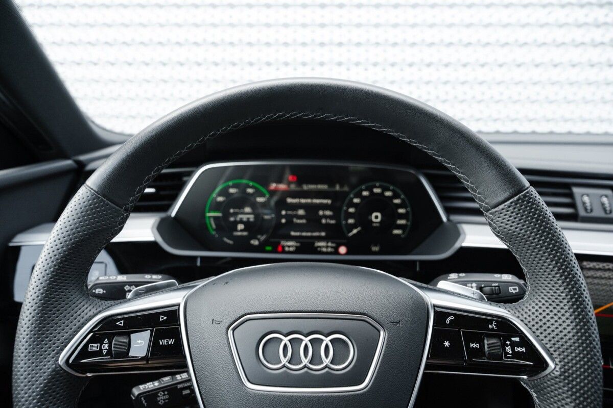 Audi Q8 300kW