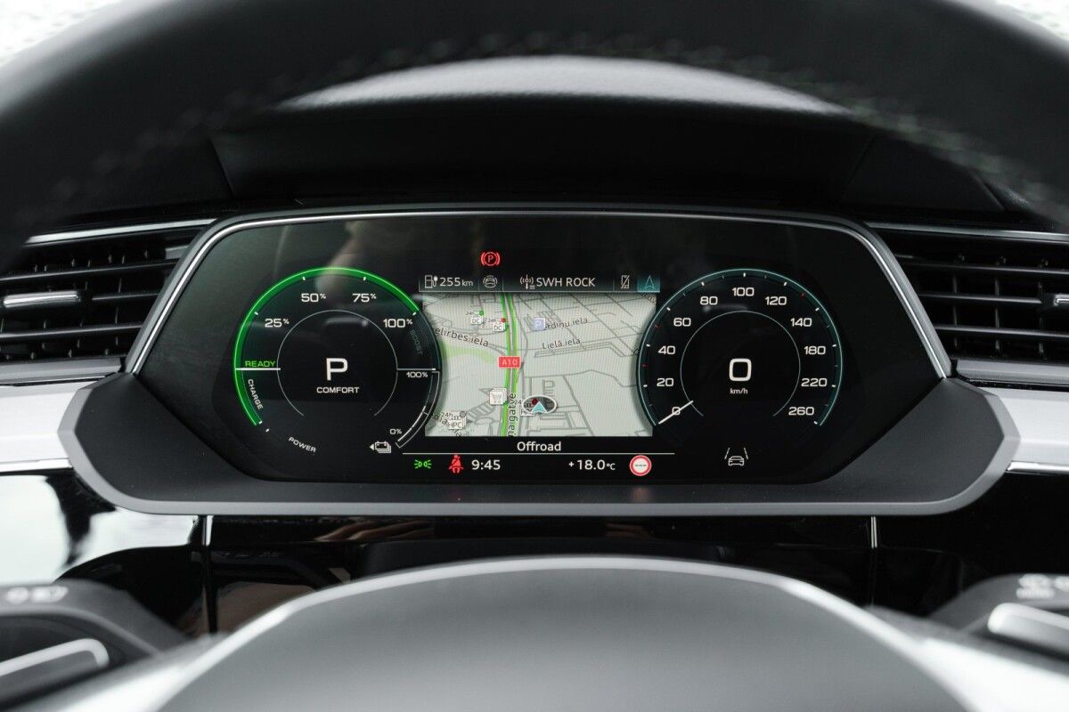 Audi Q8 Quattro 300kw 300kW