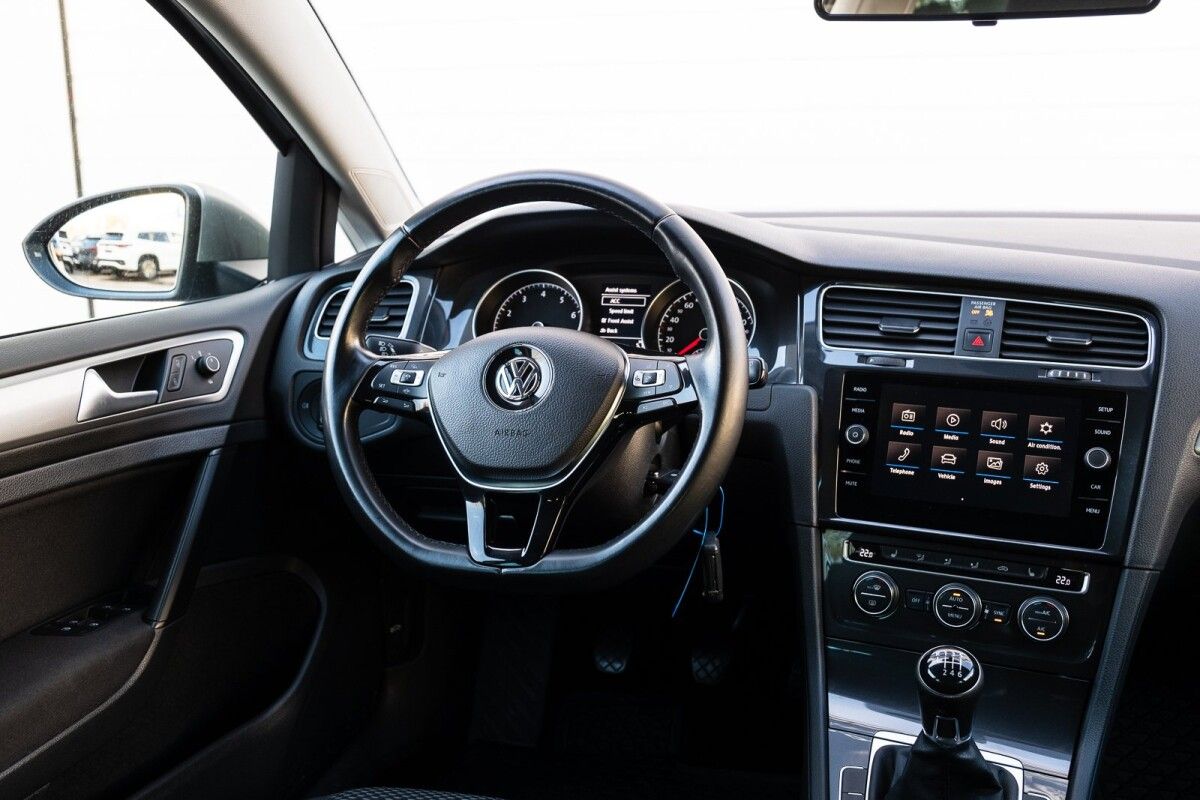 Volkswagen Golf 1.5 96kW