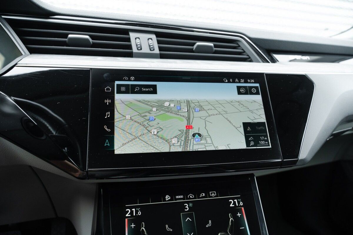 Audi e-tron 55 301kW