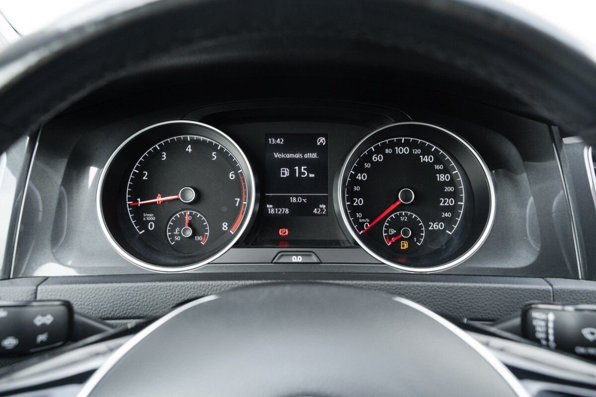 Volkswagen Golf Variant Nr.76 1.5 96kW