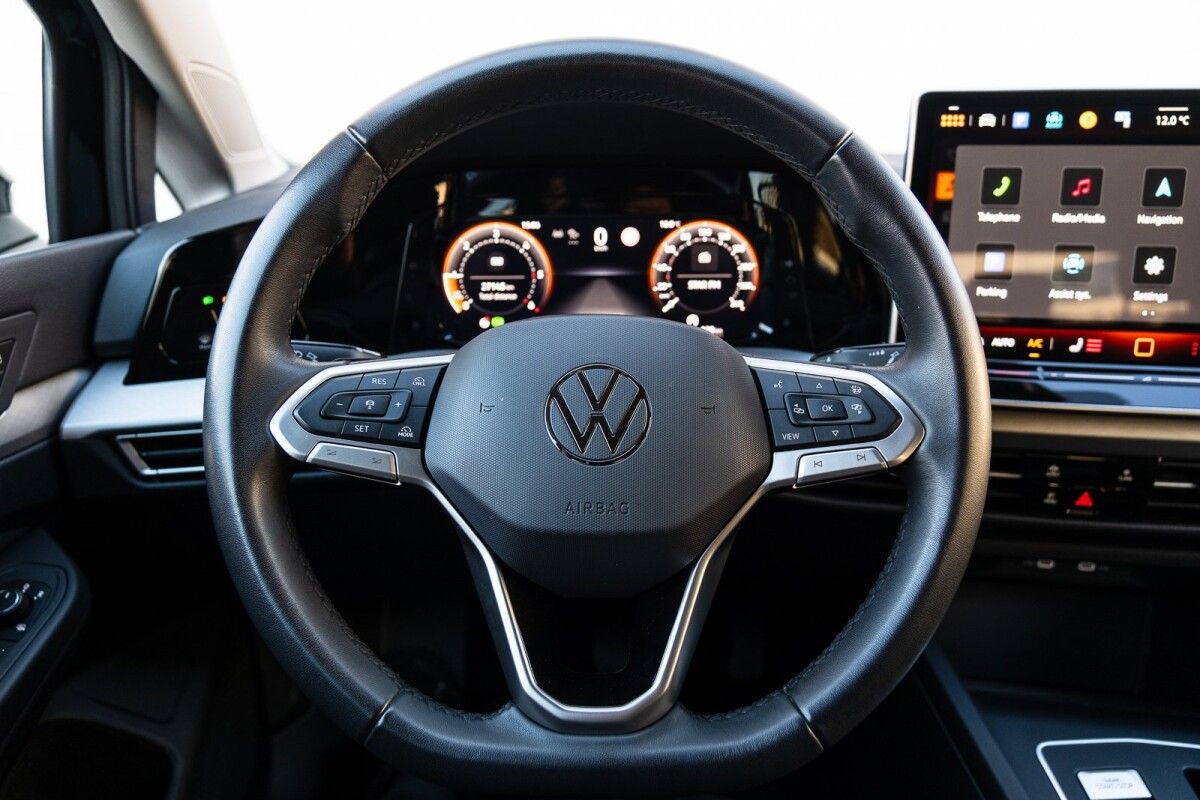Volkswagen Golf 2.0 110kW