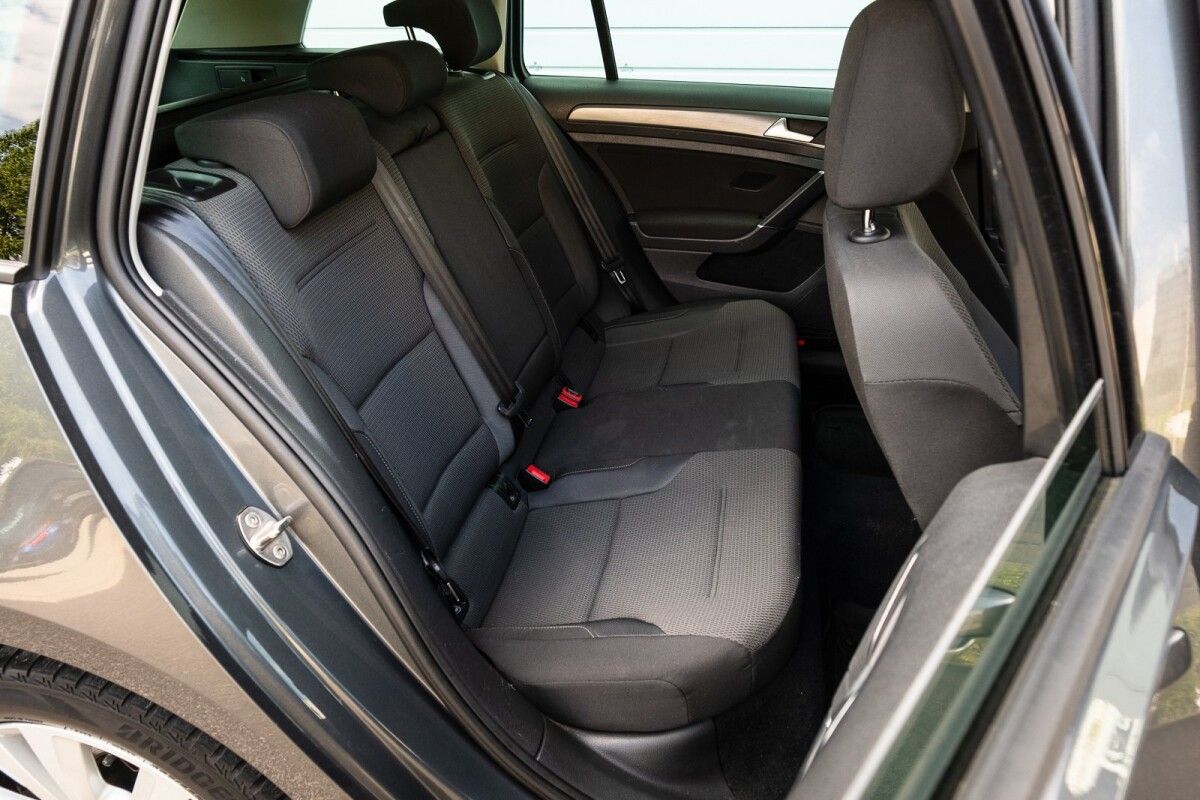 Volkswagen Golf 1.6 85kW