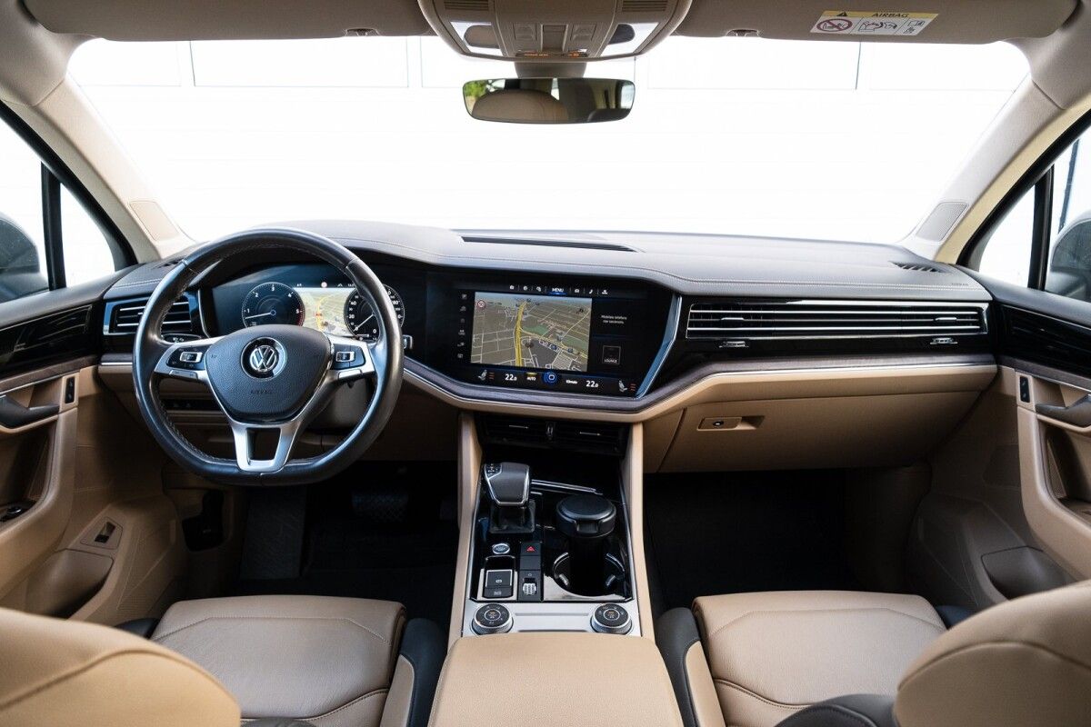 Volkswagen Touareg Elegance 3.0 170kW
