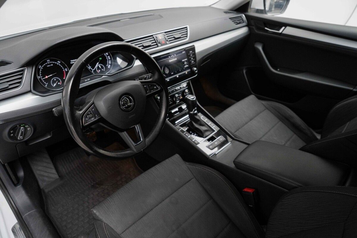 Skoda Superb Ambition 4X4 2.0 140kW