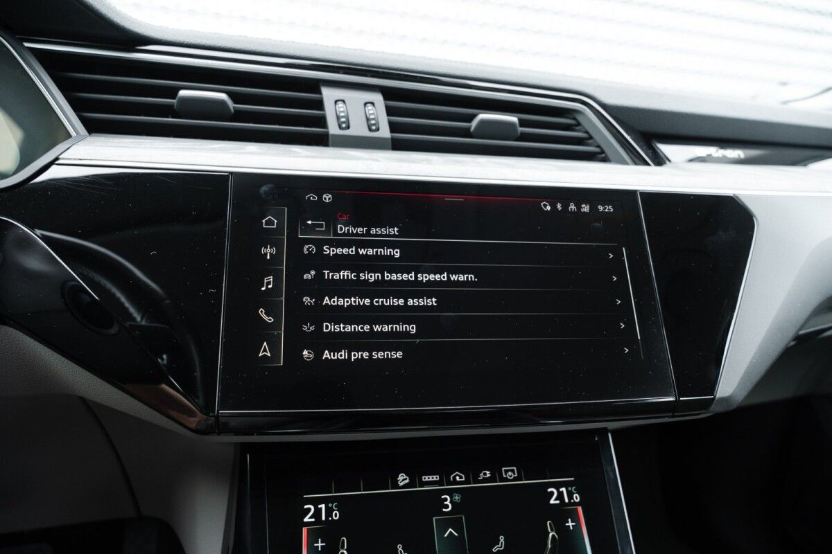 Audi e-tron 55 301kW