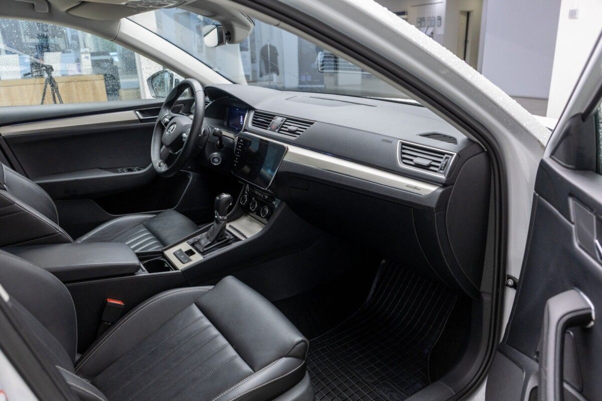 Skoda Superb Laurin&Klement 2.0 110kW