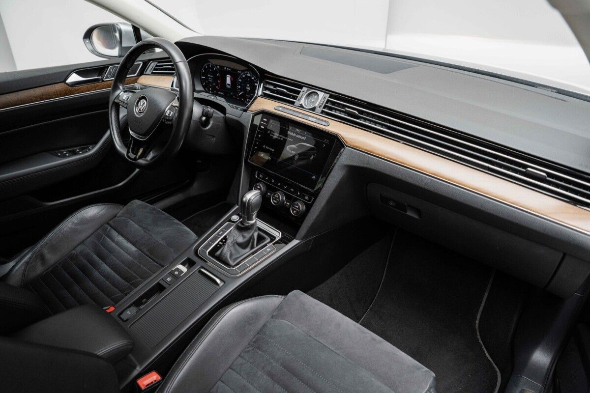 Volkswagen Passat R-Line 1.5 110kW
