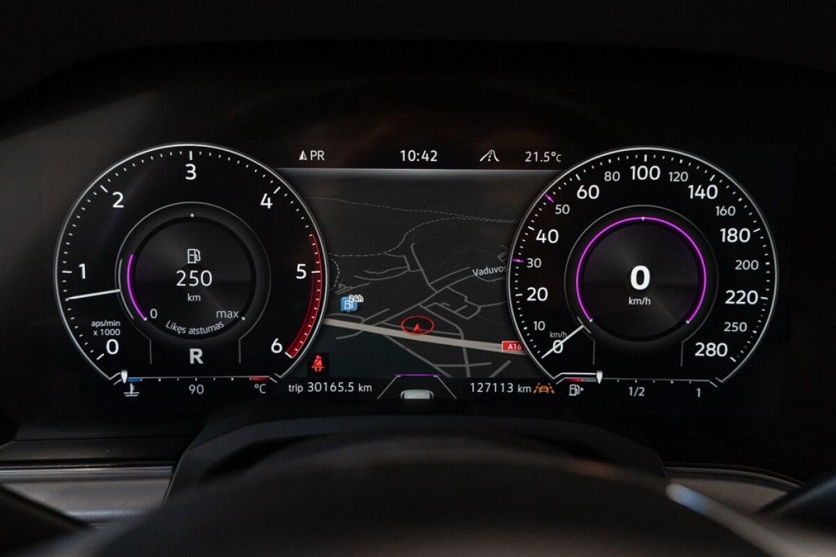 Volkswagen Touareg 2018m.  R-Line (Nr. 69) 3.0 210kW
