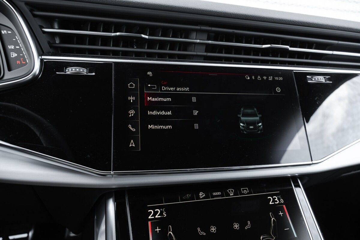 Audi Q8 60 Plug-in  S-line 3.0 360kW