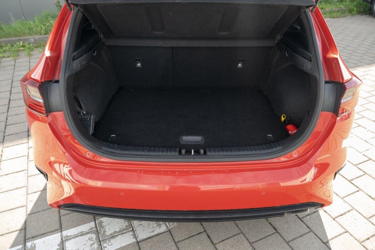 Kia Cee'd 1.4 104kW