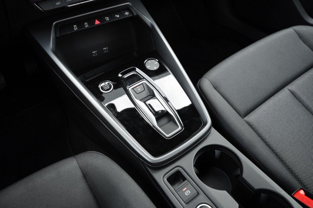 Audi A3 TFSI  LIM 116ZS 1.5 85kW