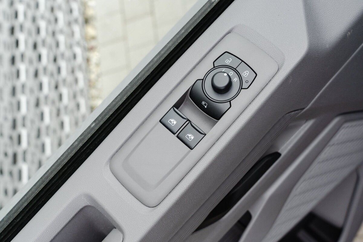 Volkswagen Caravelle 2.0 110kW